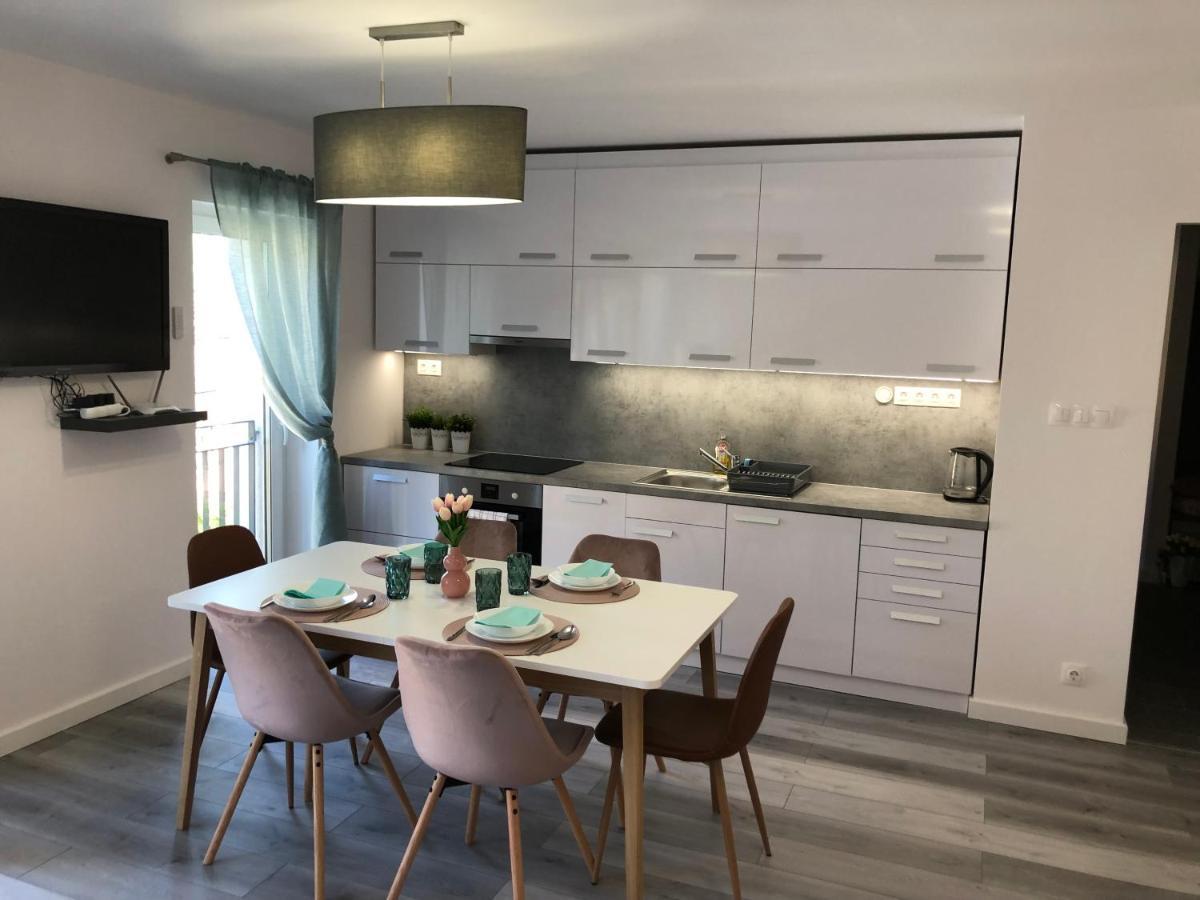 Szeged Gyoengye Delux公寓 外观 照片